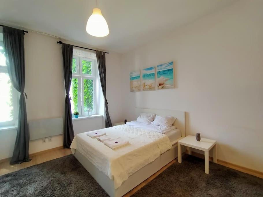 Bright Josefa Apartments For Two Краков Экстерьер фото